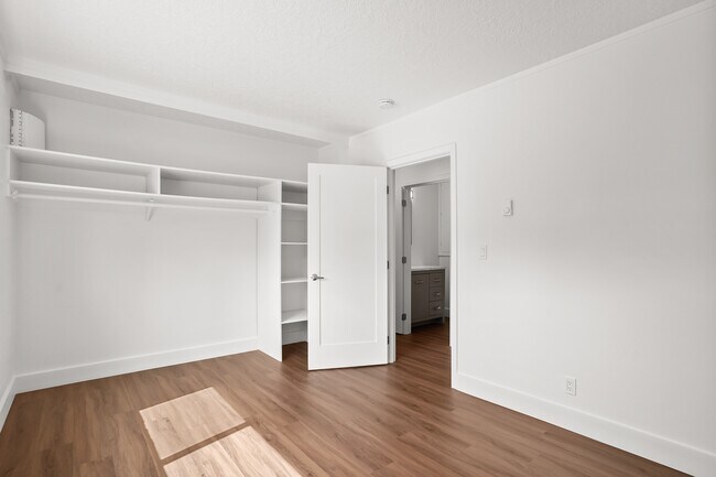Photo - Talisman Apartments-215-177S