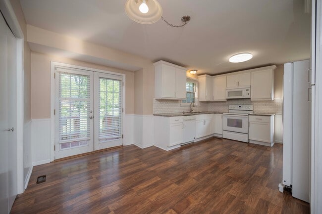 Photo - 408 Wheeler Ave