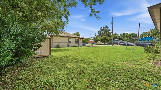 Photo - 147 Rosedale Ave