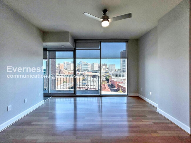Photo - Modern Downtown Richmond 1BR Condo with In... Unit 1207