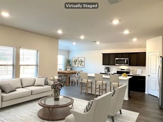 Photo - 402 Goliad St