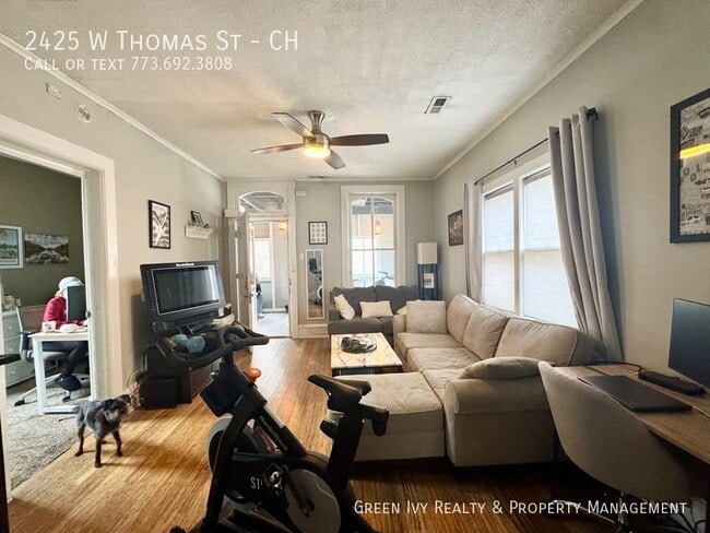 Photo - 2425 W Thomas St Unit CH