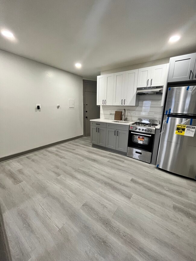 838 Communipaw Ave 1F - 818 Communipaw Ave Unit 1F