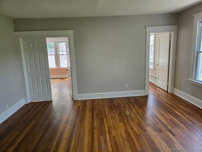 Photo - 196 Cooke St Unit 3rd floor (A4)