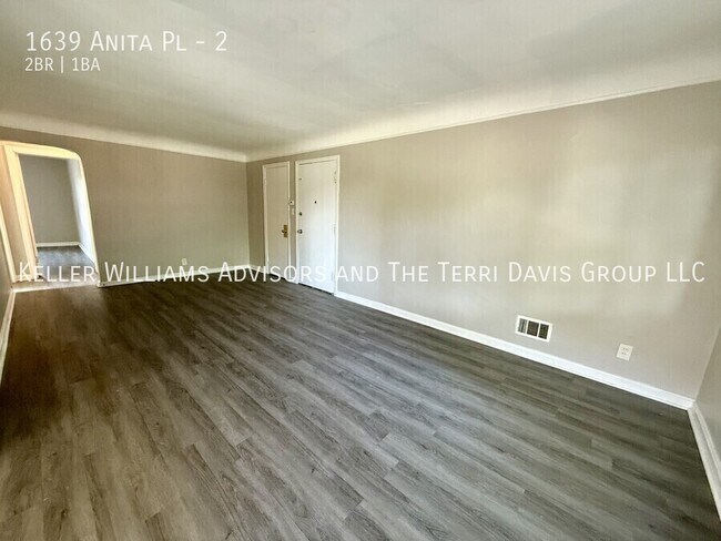 Photo - 1639 Anita Pl Unit 2