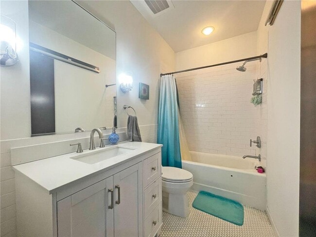 Photo - 214 4th St E Unidad 104