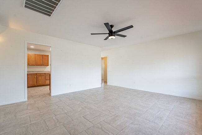 Photo - 10802 W Hope Dr
