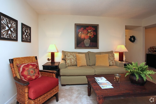 Living Room - Terrace Oaks & Olde Battleground