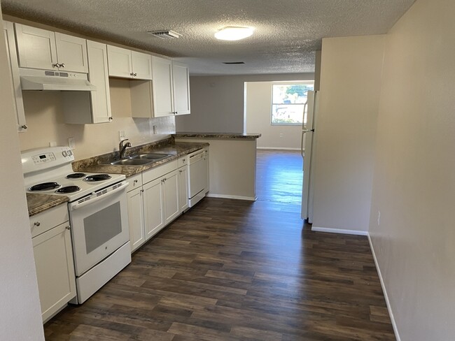 Building Photo - 4004 79th St W Rental