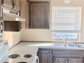 Photo - 700 W Davis Ave
