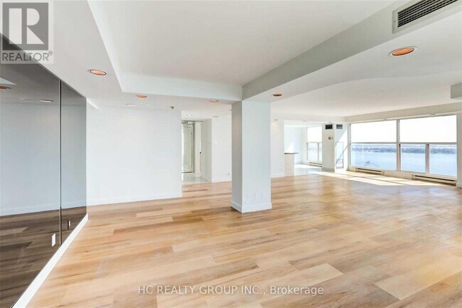 Photo - 99 Harbour Square Unit 3008