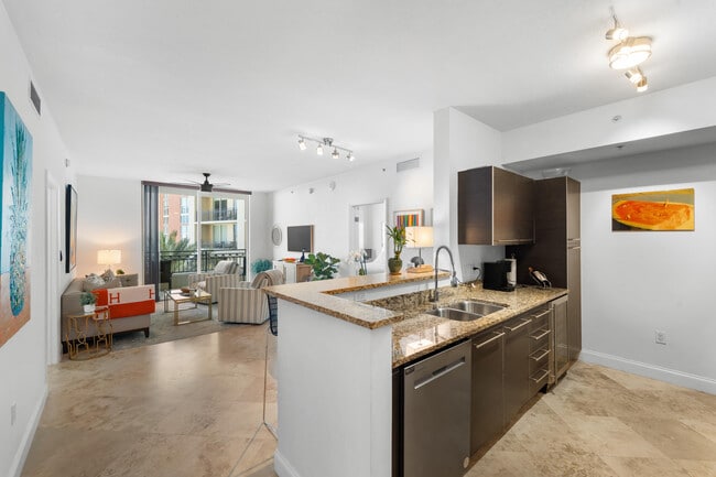 Building Photo - 550 Okeechobee Blvd Unit 1407