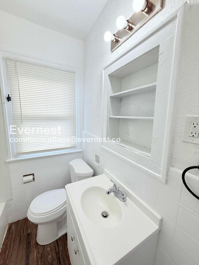 Photo - 15812 Kentucky St Unit 2