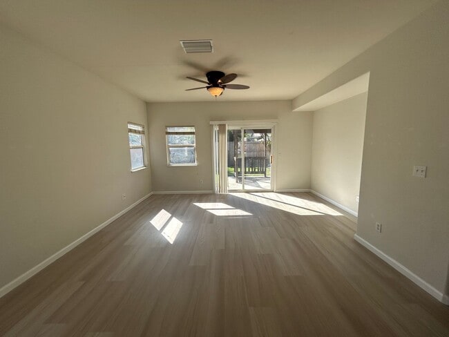 Photo - 2541 Carnival Dr