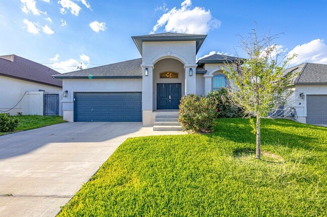 Building Photo - 514 Prado Dr