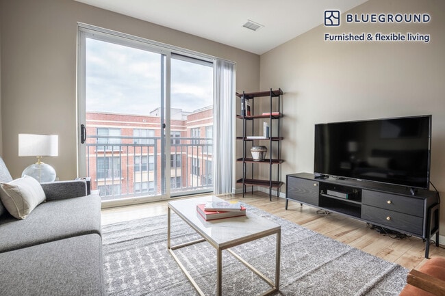 Building Photo - 360 H St NW Rental