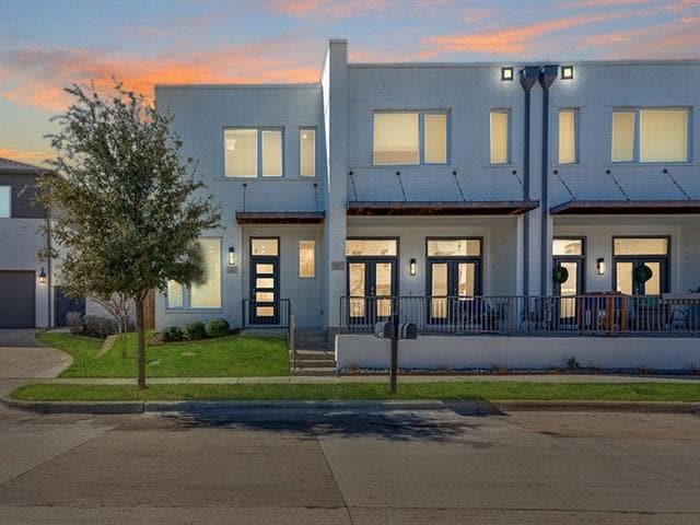 Photo - 402 Templeton Dr