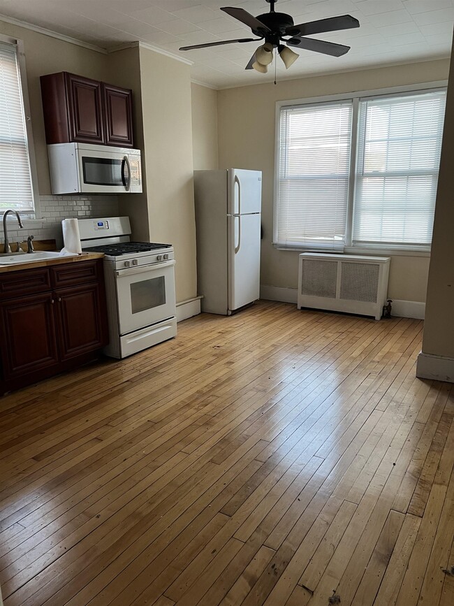 Photo - 4404 Bergen Turnpike Unit 2