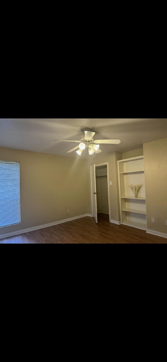 Photo - 12955 Woodforest Blvd Unidad 47