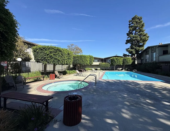 Photo - 23318 Sesame St Unit #H