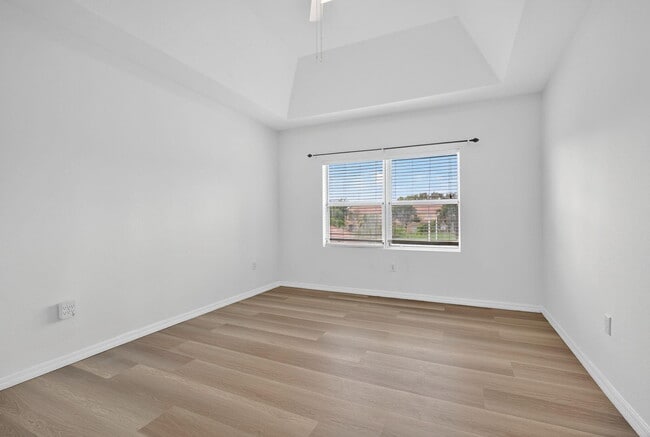 Photo - 513 Talia Cir