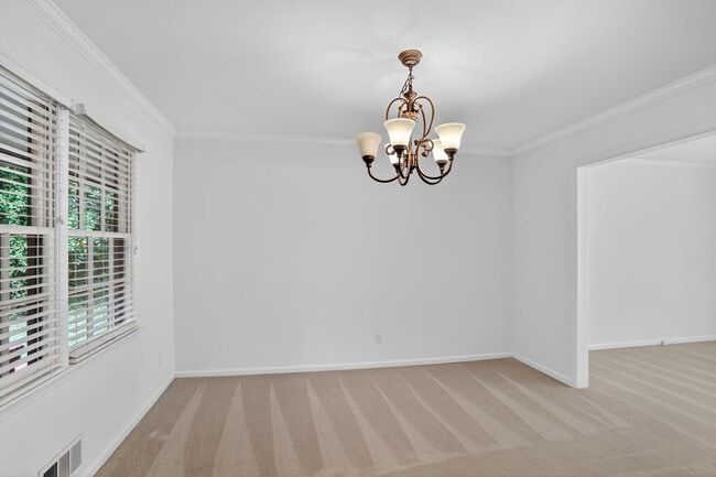 Photo - 447 Cove Dr NE