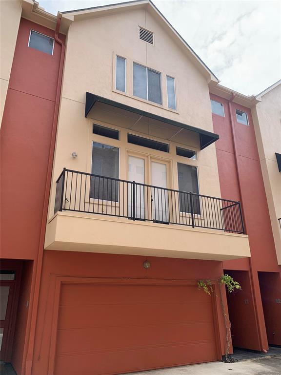 Photo - 2437 South Blvd Unidad 11 Rental