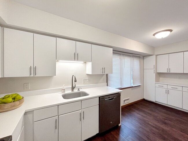 Photo - Stunning views. Serene atmosphere. Superb ... Unidad 6310V