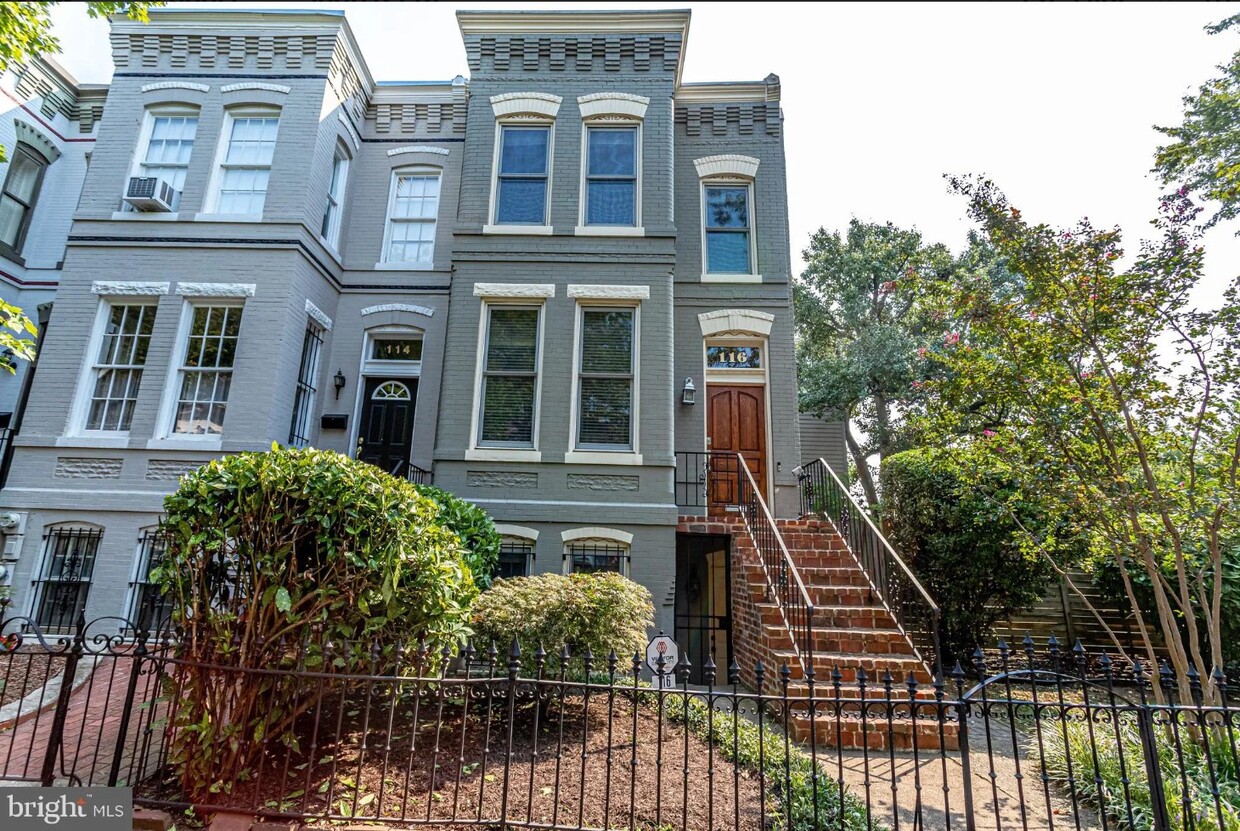 Photo - 116 9th St SE (Washington, DC)