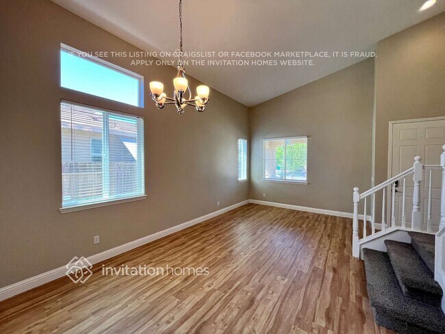 Photo - 1740 Cattail Dr