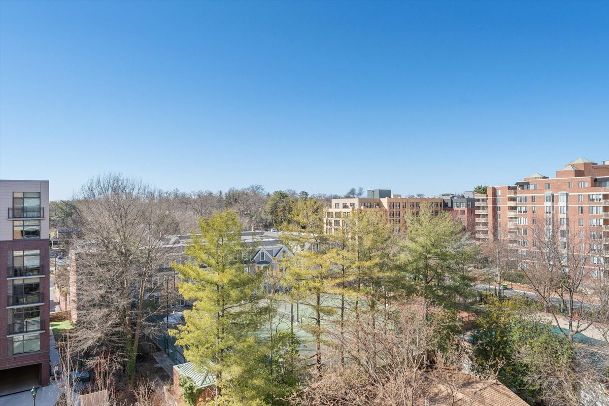 Photo - 7500 Woodmont Ave Condo
