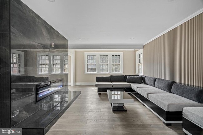 Building Photo - 415 City Ave Unit I-2