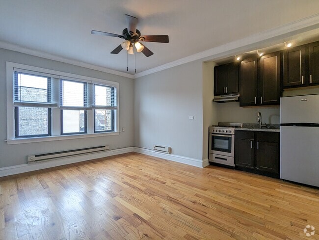 Building Photo - 4735 N Hermitage Ave Unit 407 Rental