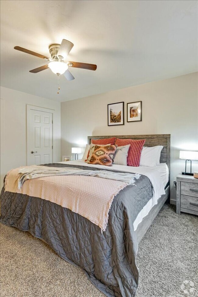 Building Photo - 3853 S Red Valley Cir Rental