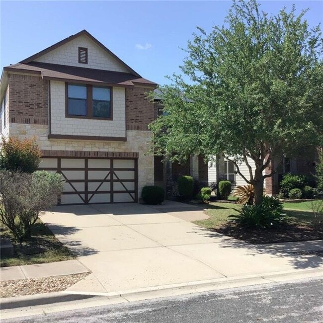 Photo - Extensive solar panels resulting in minimal to no electric cost. Dont Miss out!