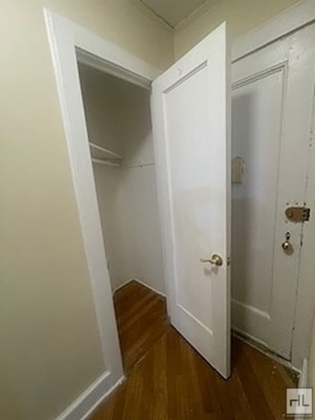 Photo - 69 Harney Rd Unit 6B