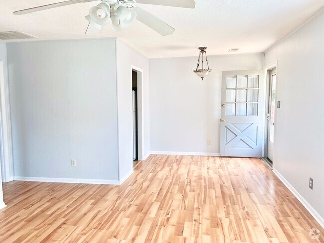 Building Photo - 1BR/1BA off of Shore Drive near Pleasure H... Rental
