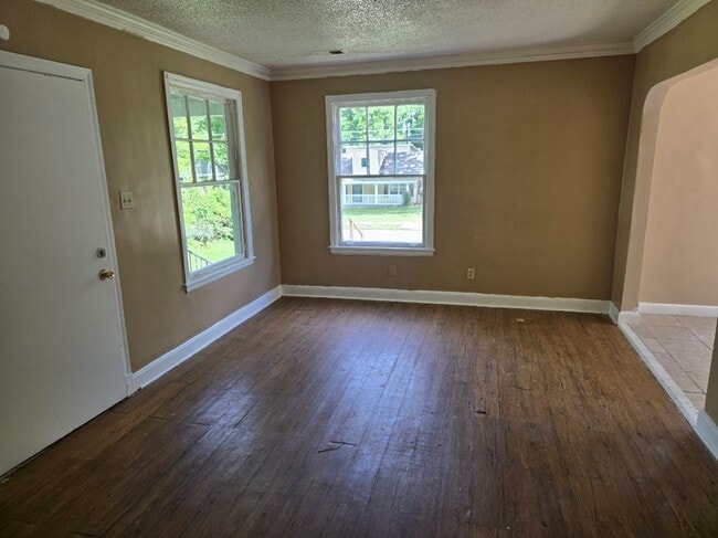 Photo - 3703 Fairoaks Ave