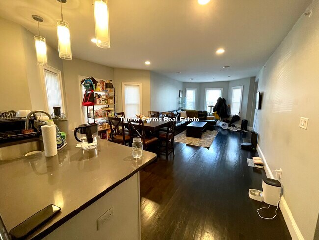 Building Photo - 93 Grant St Unit 1