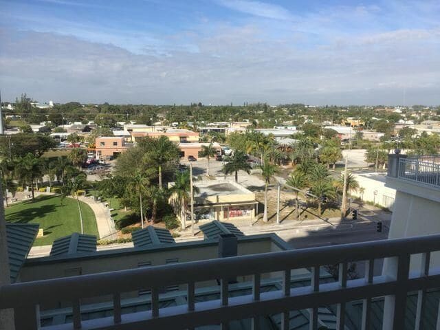 Photo - 450 N Federal Hwy