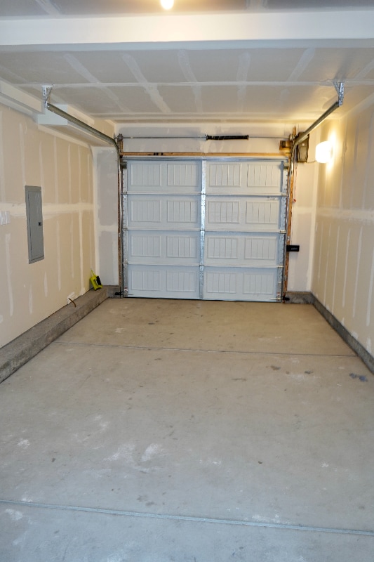 706 Grissom Dr.