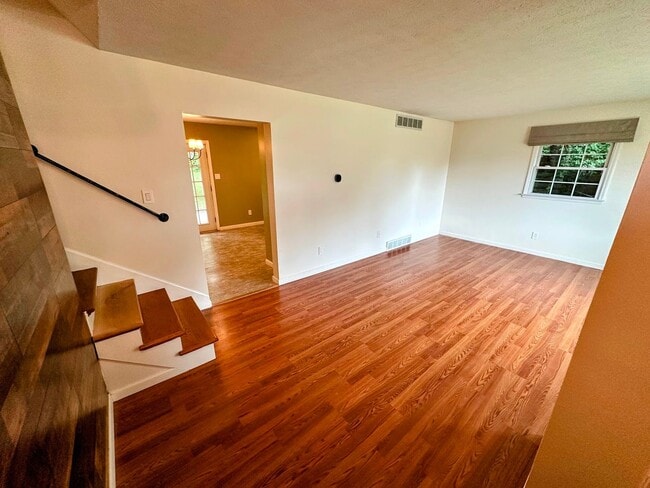 Photo - 1187 Devonport Cir