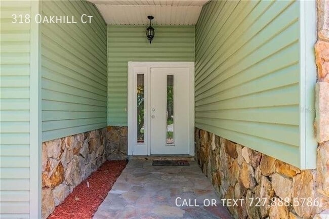 Photo - 318 Oakhill Ct