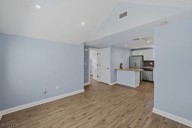 Photo - 161 Broughton Ave