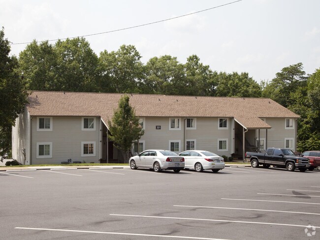 Photo - 300 Whitbeck Dr