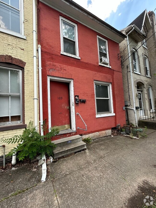 Building Photo - 109 N Arch St Unit 1 Rental