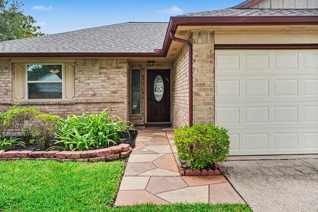 Photo - 2909 Forest Hills Dr