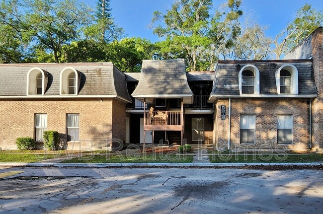 Building Photo - 7201 Arlington Expy Rental