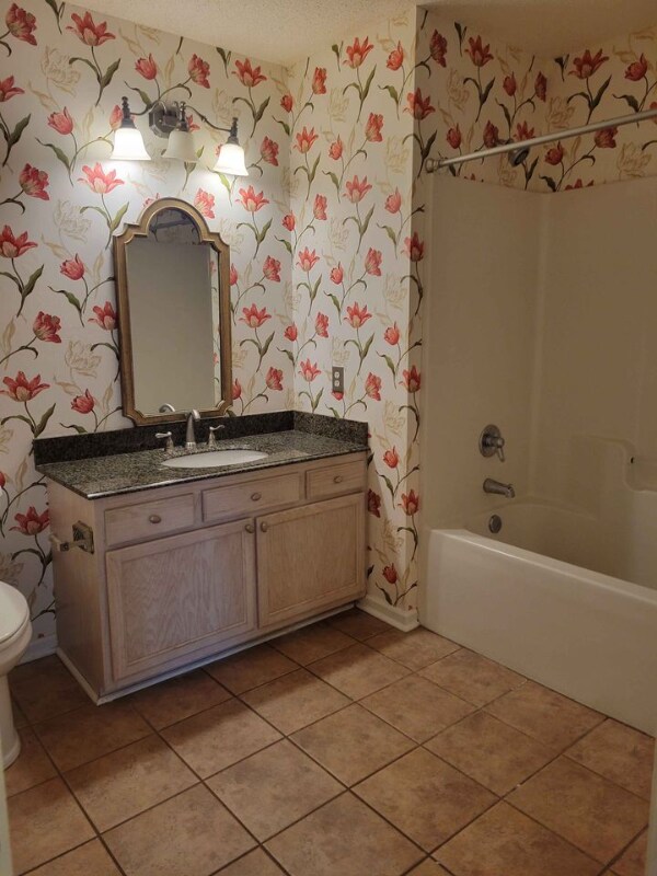 Photo - 2624 Guyer St