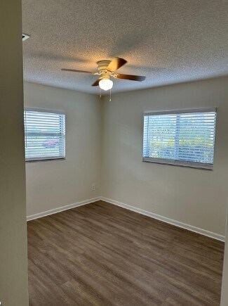 Photo - 528 SE 7th St Unidad 4
